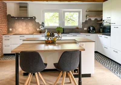 Grand Atelier Design cuisine moderne blanche bois ilot